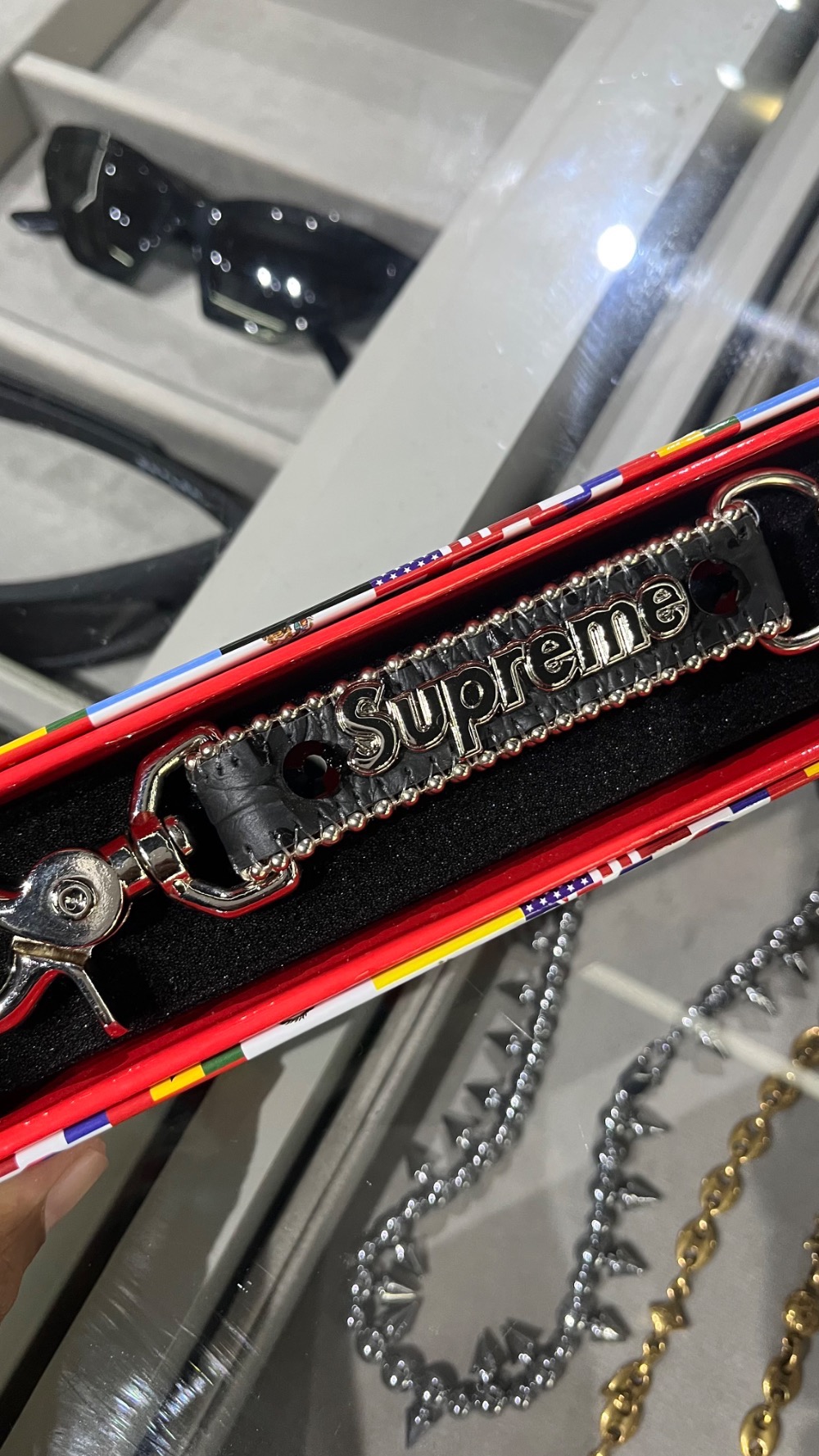 b.b. Simon x Supreme Corrente Black FW26-W5