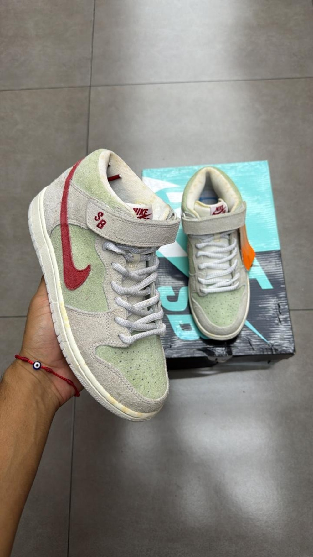 Nike SB Dunk Mid White Widow