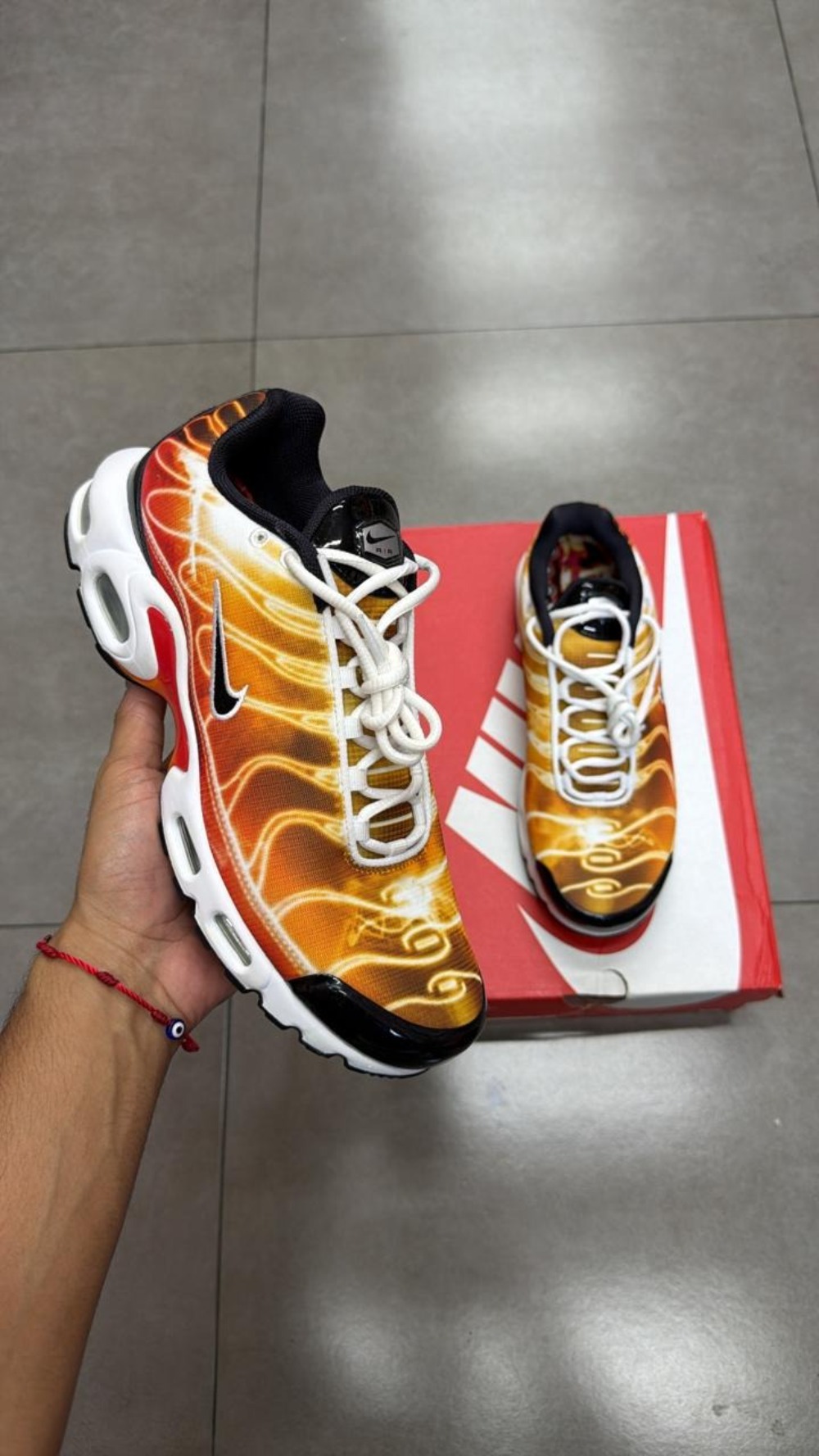 Nike Air Max Plus OG Light Photography