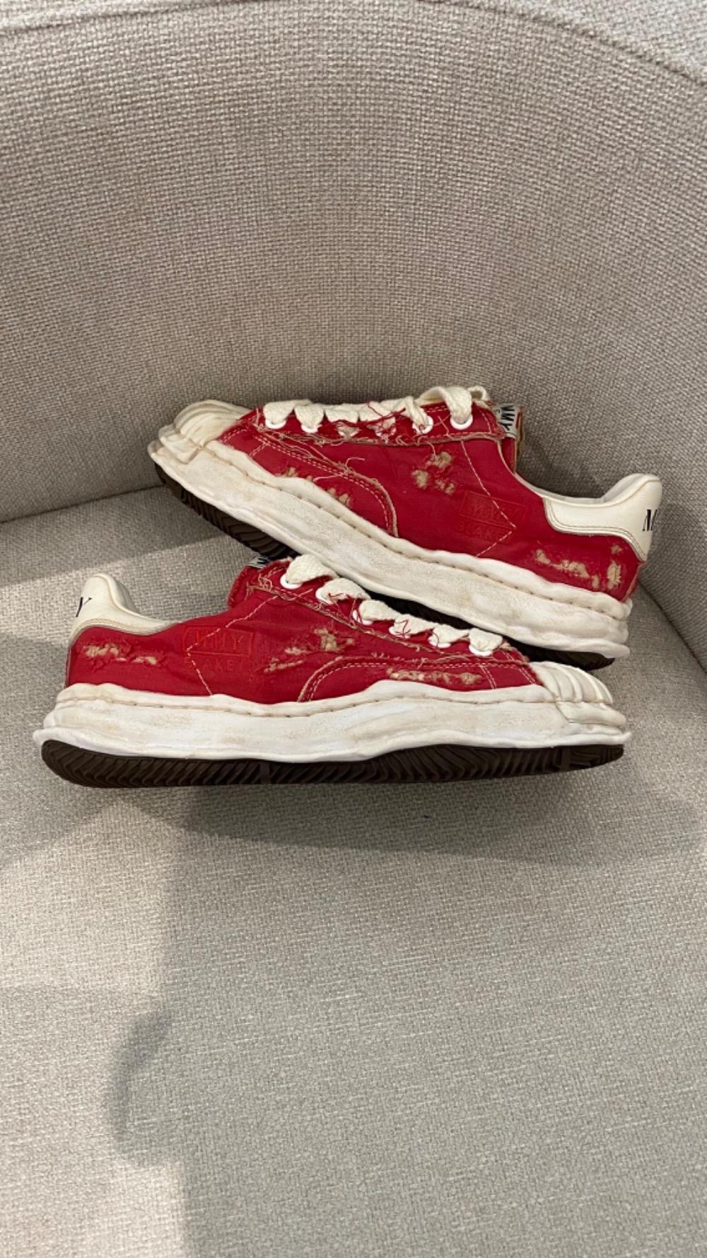 Maison MIHARA YASUHIRO "BLAKEY" OG Sole Ripped Overdye Canvas Low- Vermelho