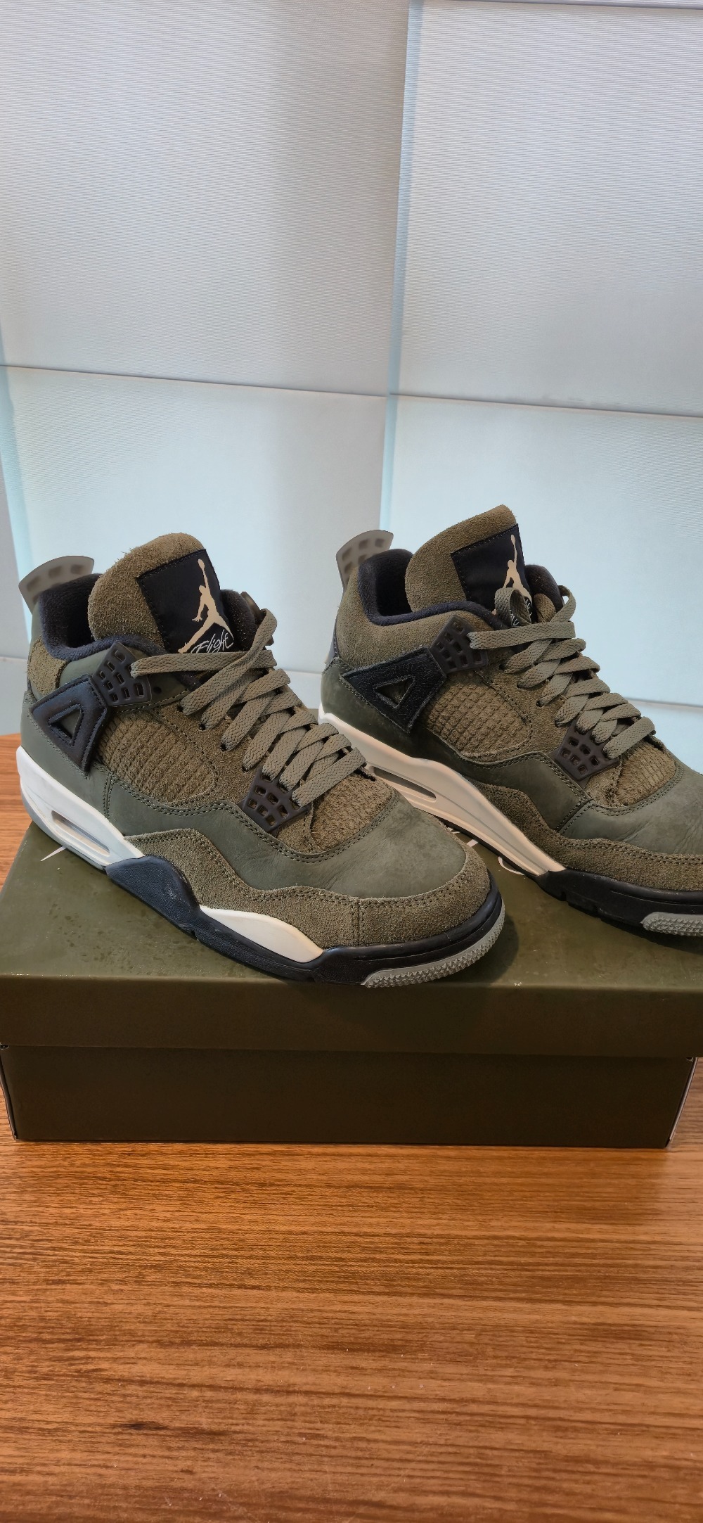 Air Jordan 4 Craft Medium Olive