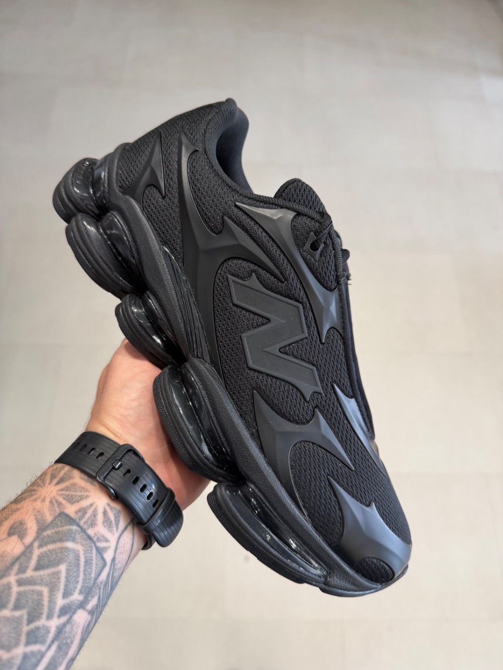 New Balance Abzorb 2000 Cybersigilism Black