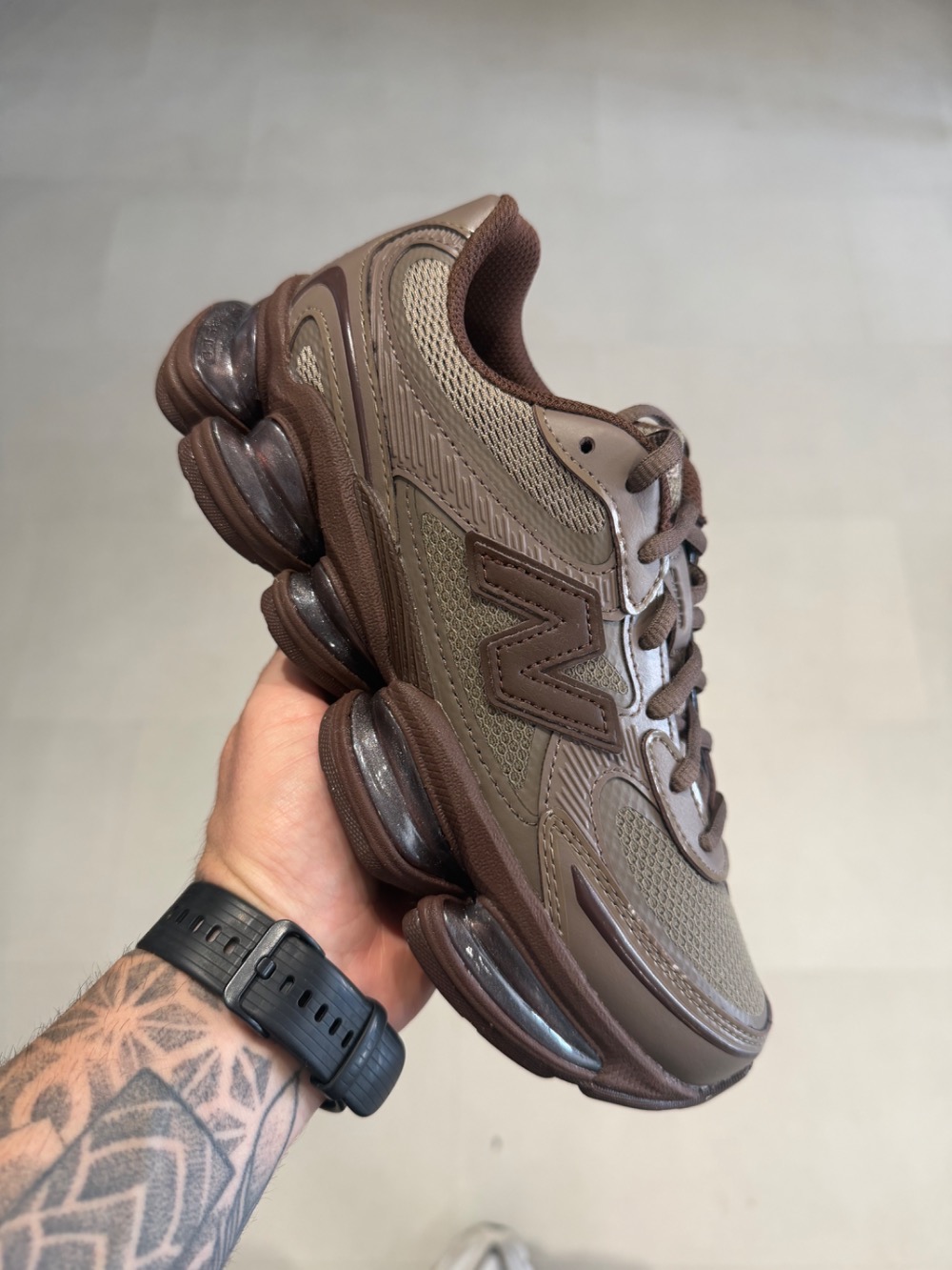 New Balance 2000 Thunder Brown
