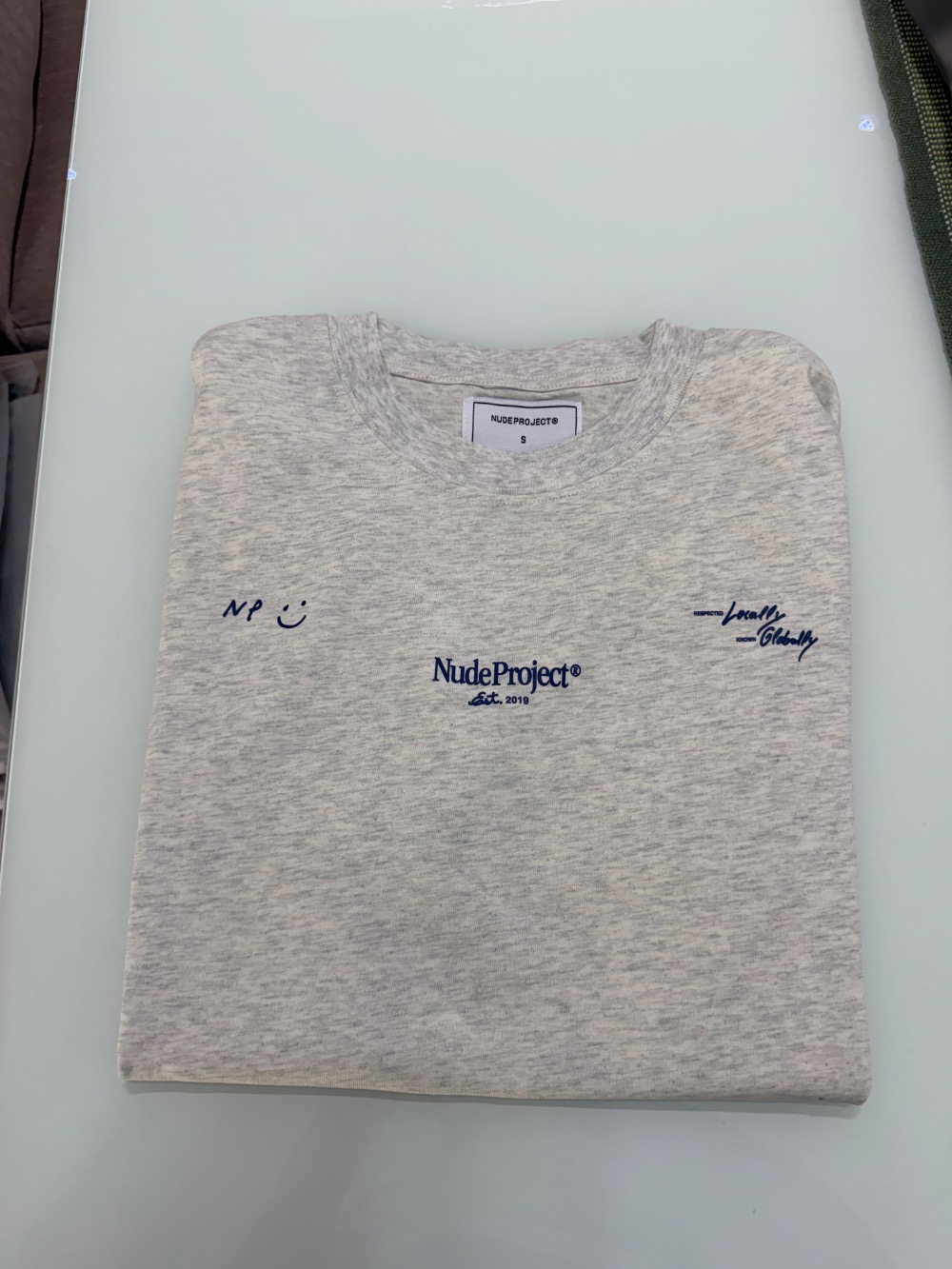 Camiseta Nude Project Global Soon Grey