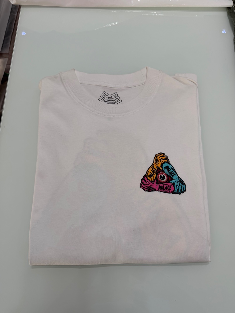Camiseta Palace White Monster