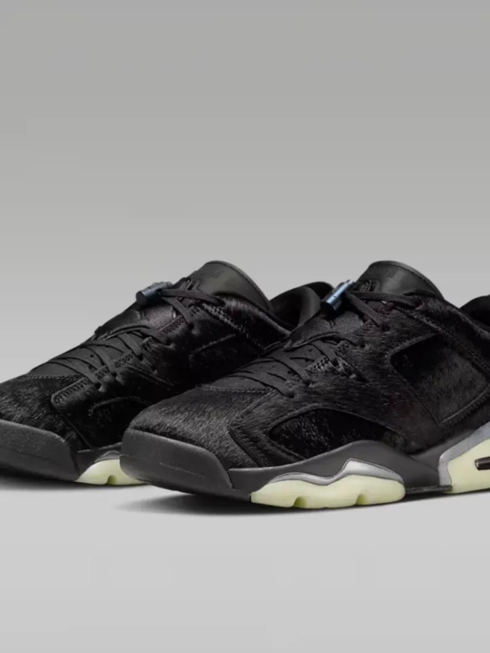 Air Jordan 6 Retro Low Blackout Feminino