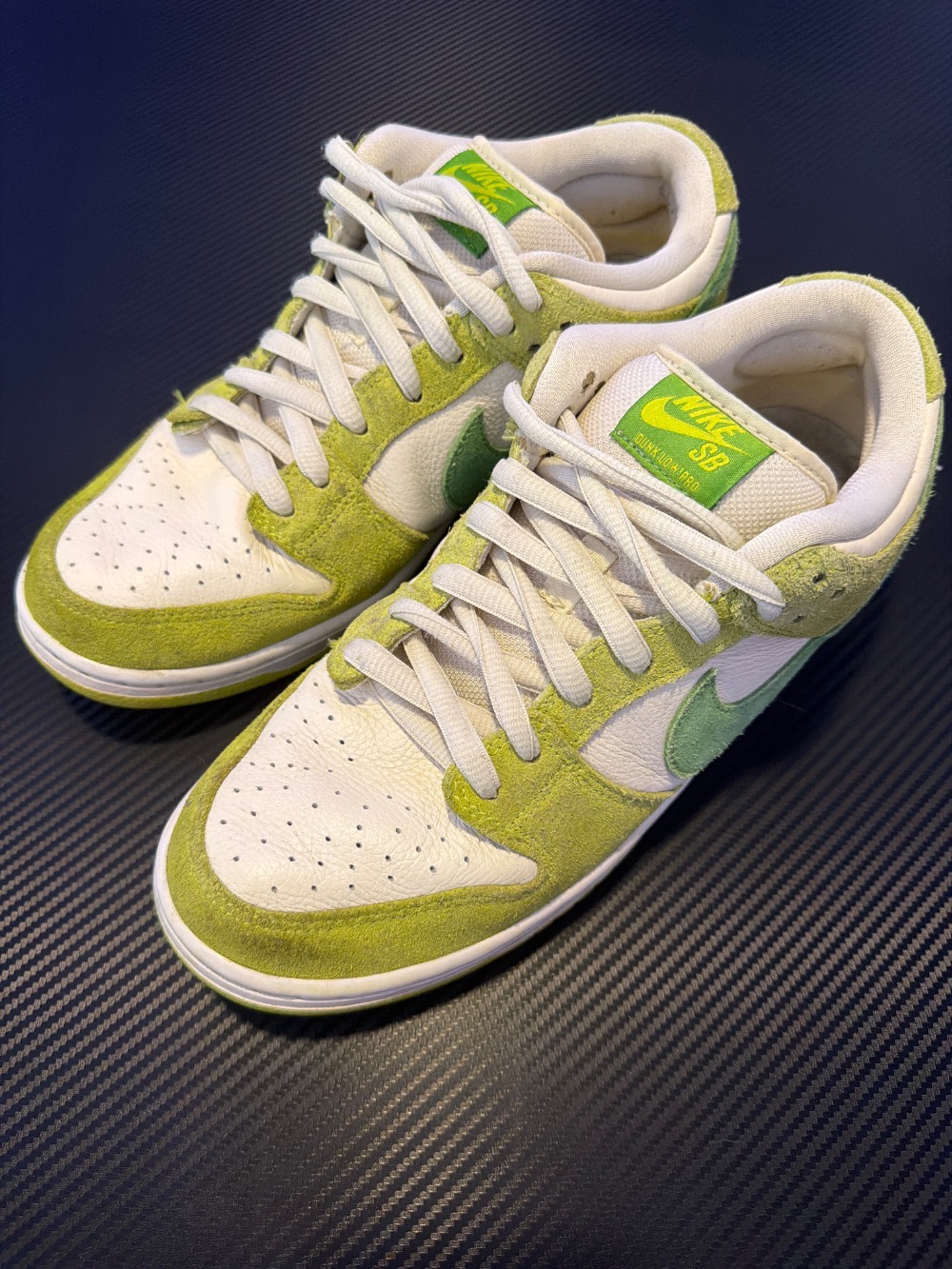 Nike SB Dunk Low Pro Sour Apple