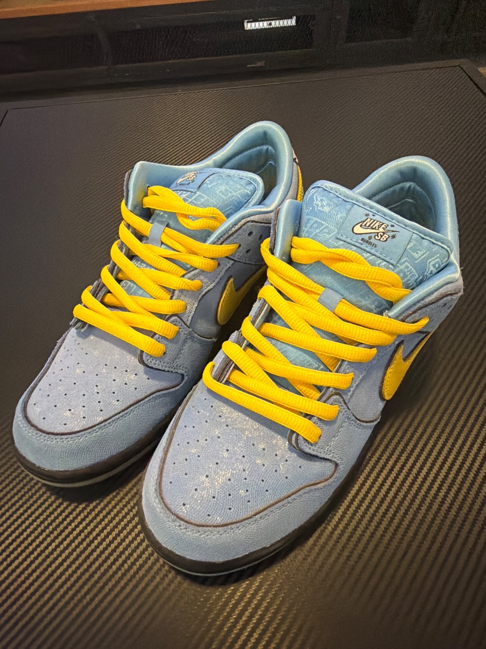 The Powerpuff Girls x Nike SB Dunk Low Bubbles