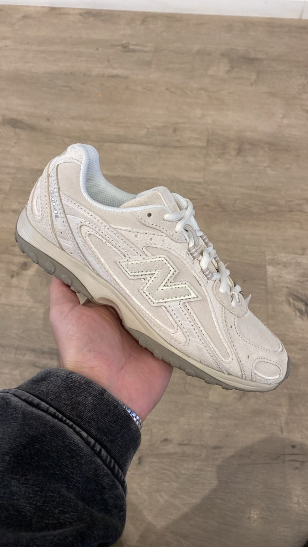 New Balance 204L Timberwolf