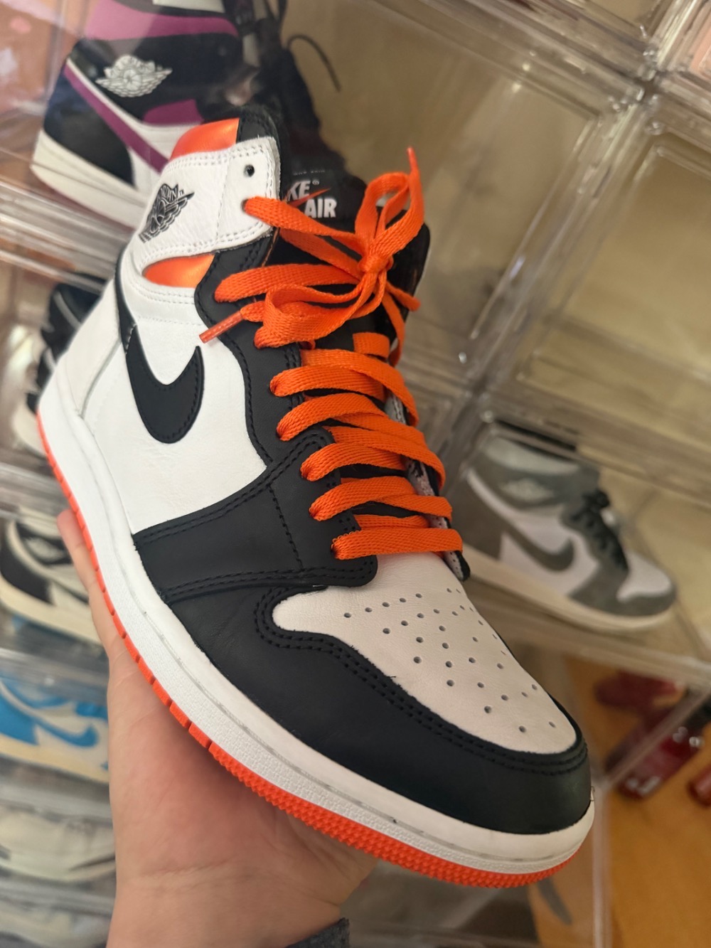 Air Jordan 1 High Electro Orange