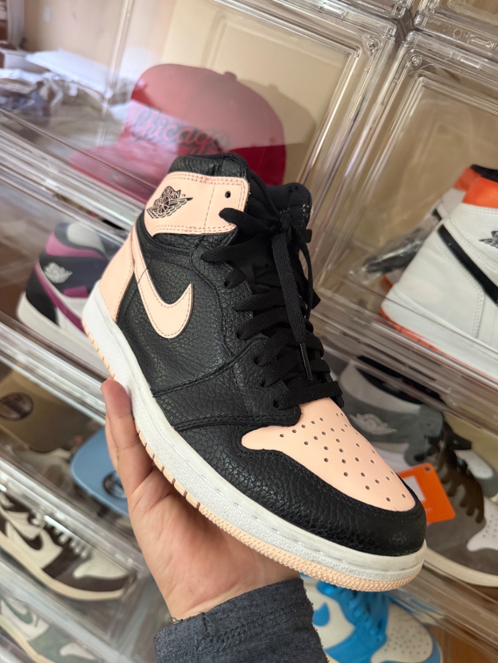 Air Jordan 1 High Crimson Tint