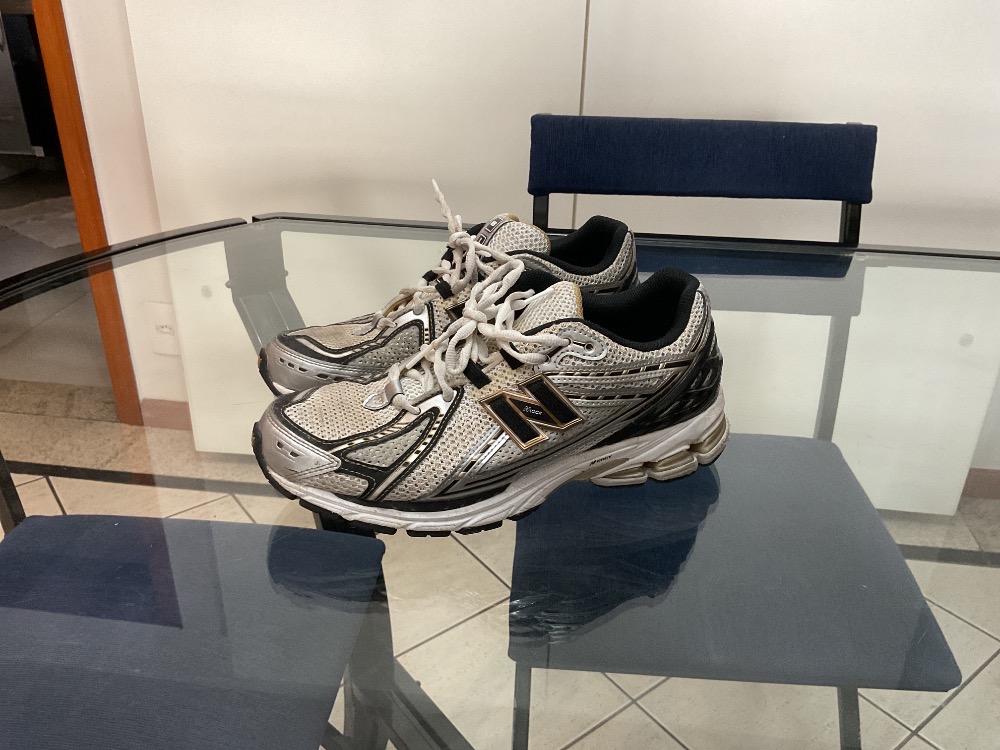 New Balance 1906R Silver Metallic Gold