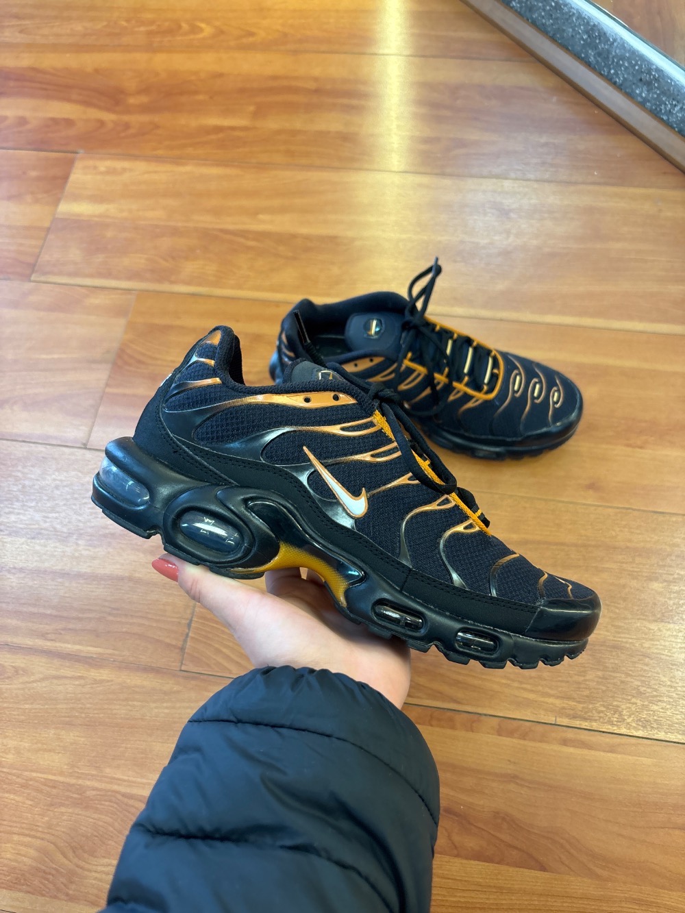Nike Air Max Plus Dark Obsidian Orange