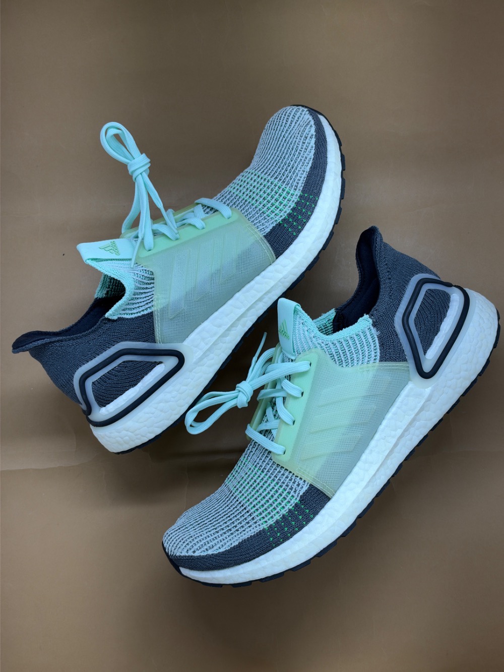 adidas Ultraboost 19 Ice Mint