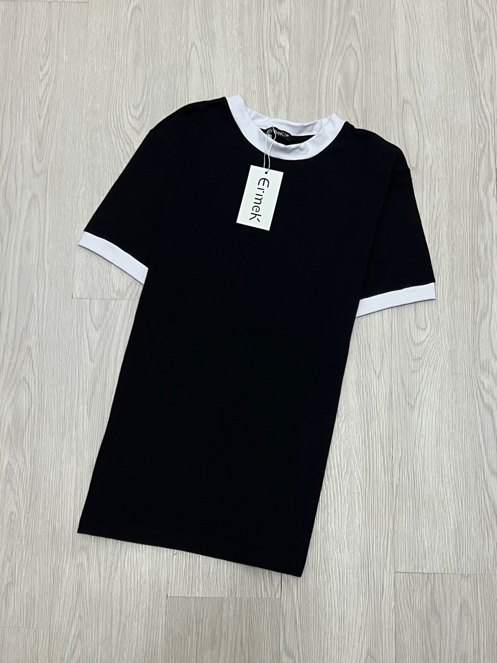 Camiseta Ermek Label Bicolor Black