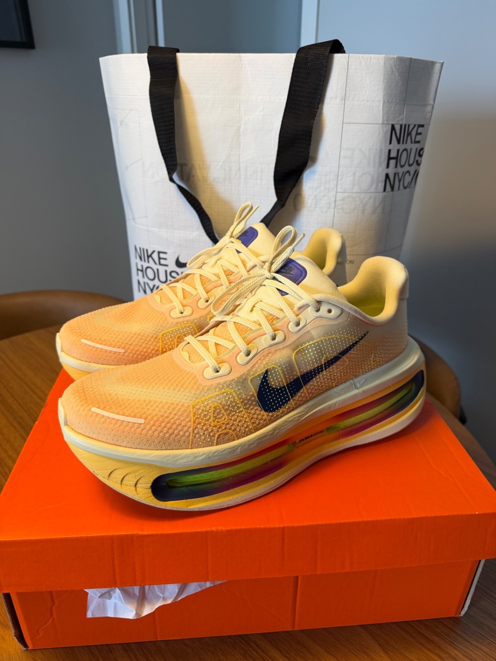 Nike Vomero Premium Alabaster — 45, Usado