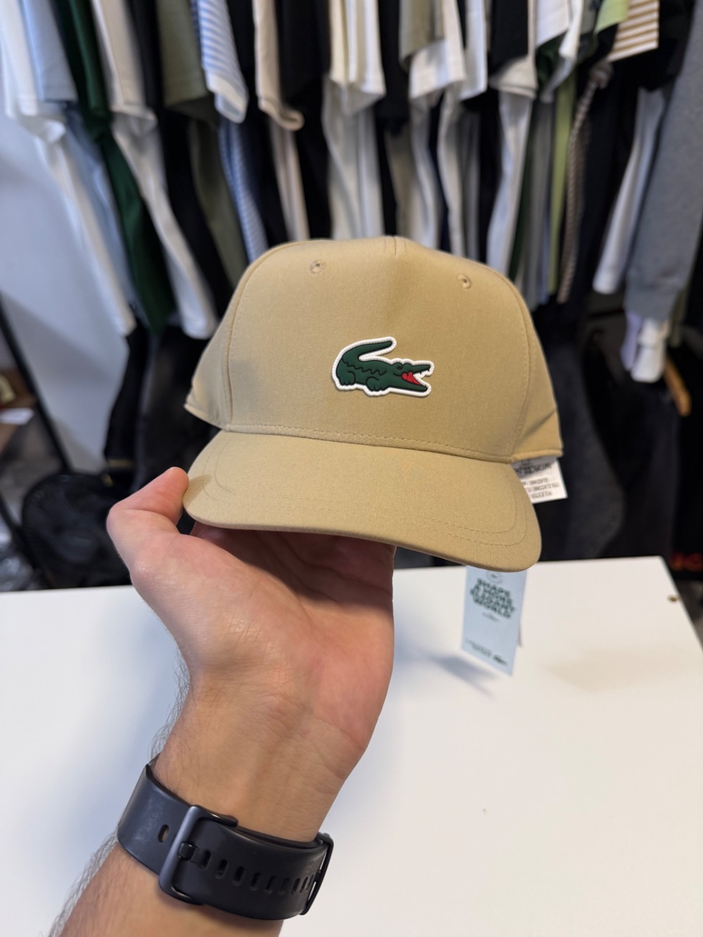 Boné Lacoste Sport Bege Novo