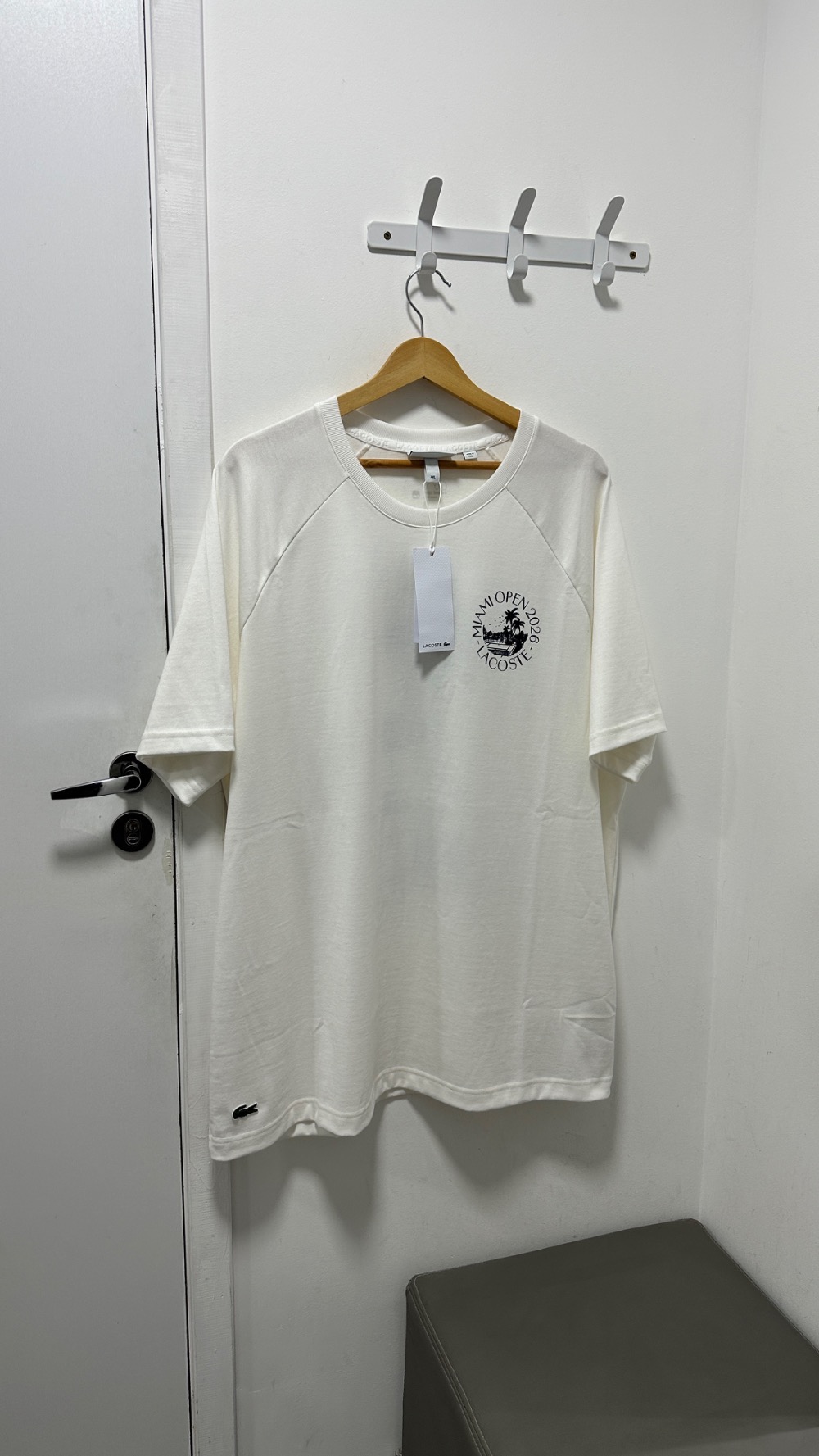 Camiseta Lacoste Gráfica Edição Miami Open