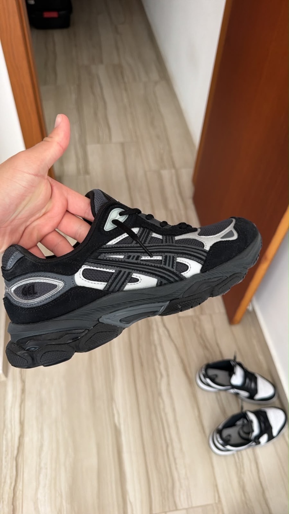 Asics Gel-NYC 2.0 Graphite Grey Black