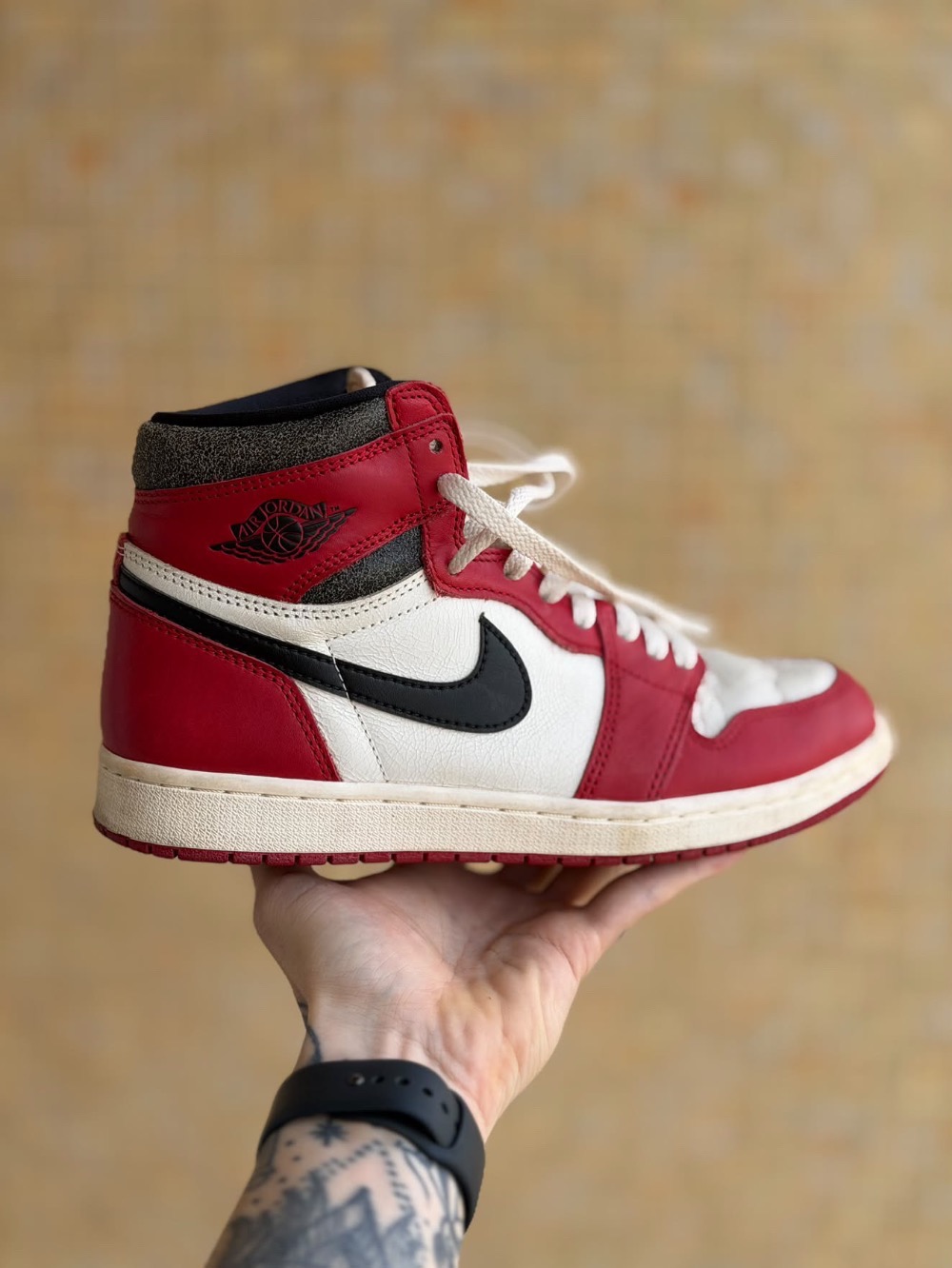 Air Jordan 1 High Chicago Lost and Found