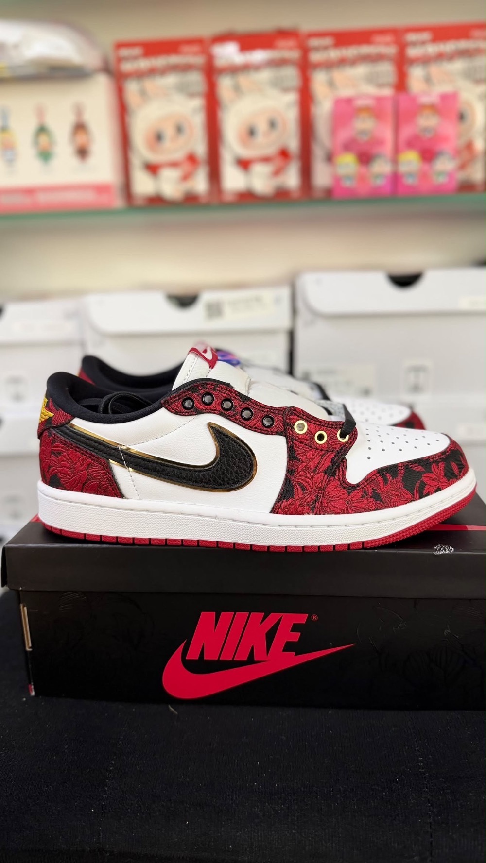 Air Jordan 1 Low Last Dance At The Garden Varsity Red