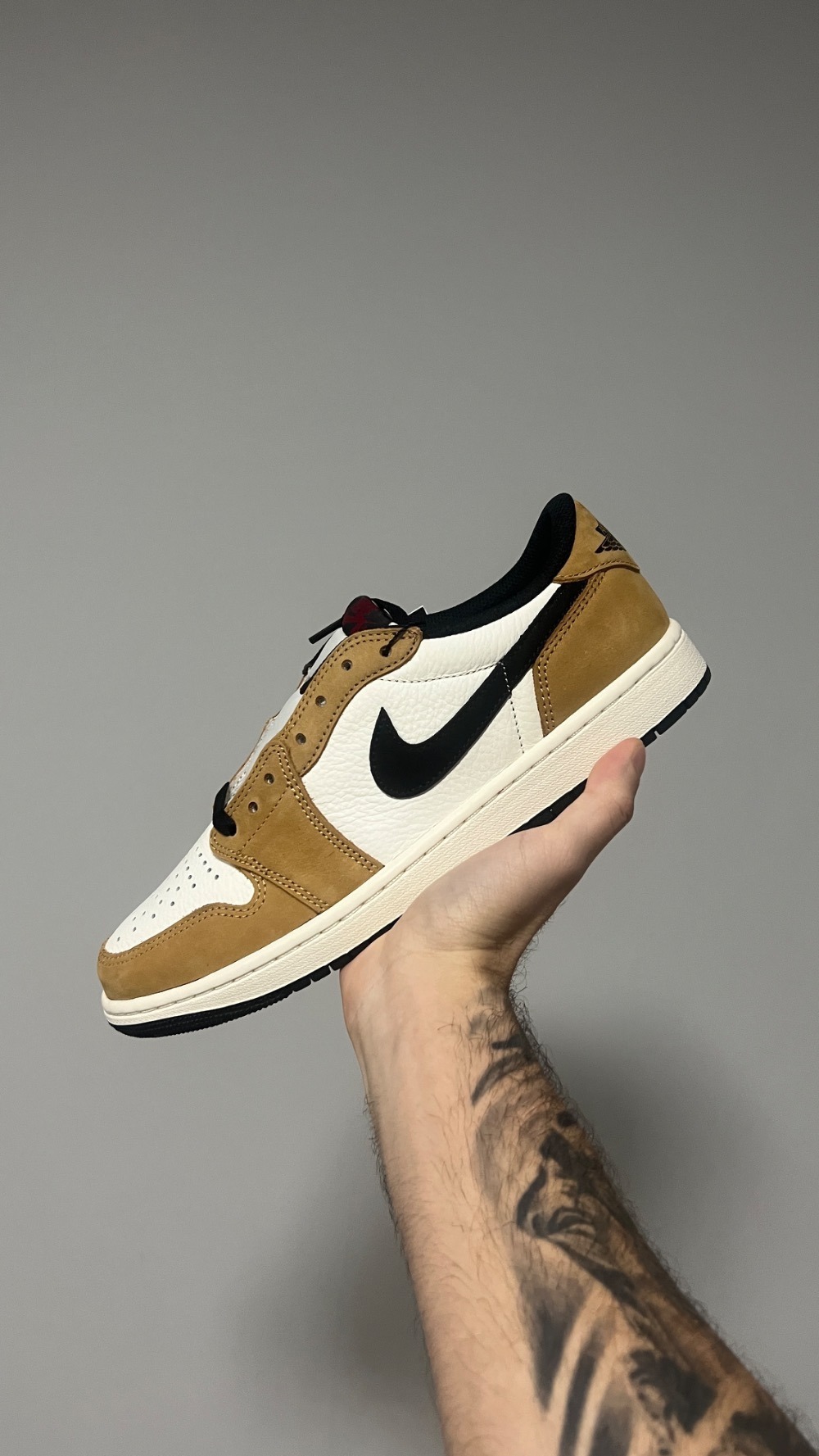 Air Jordan 1 Low OG Rookie of the Year