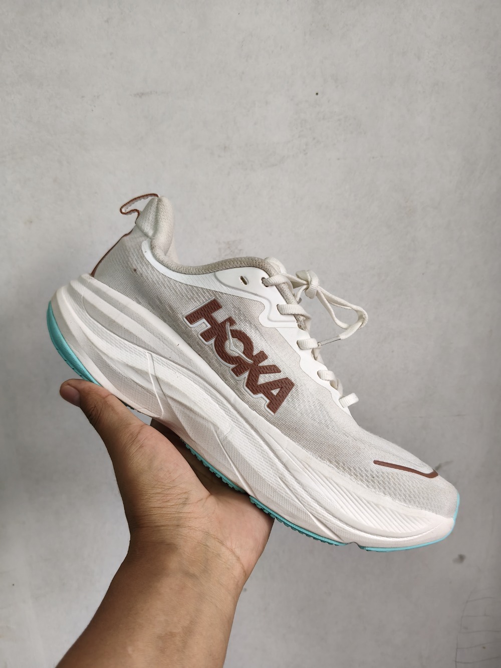 Tênis Hoka SkyFlow