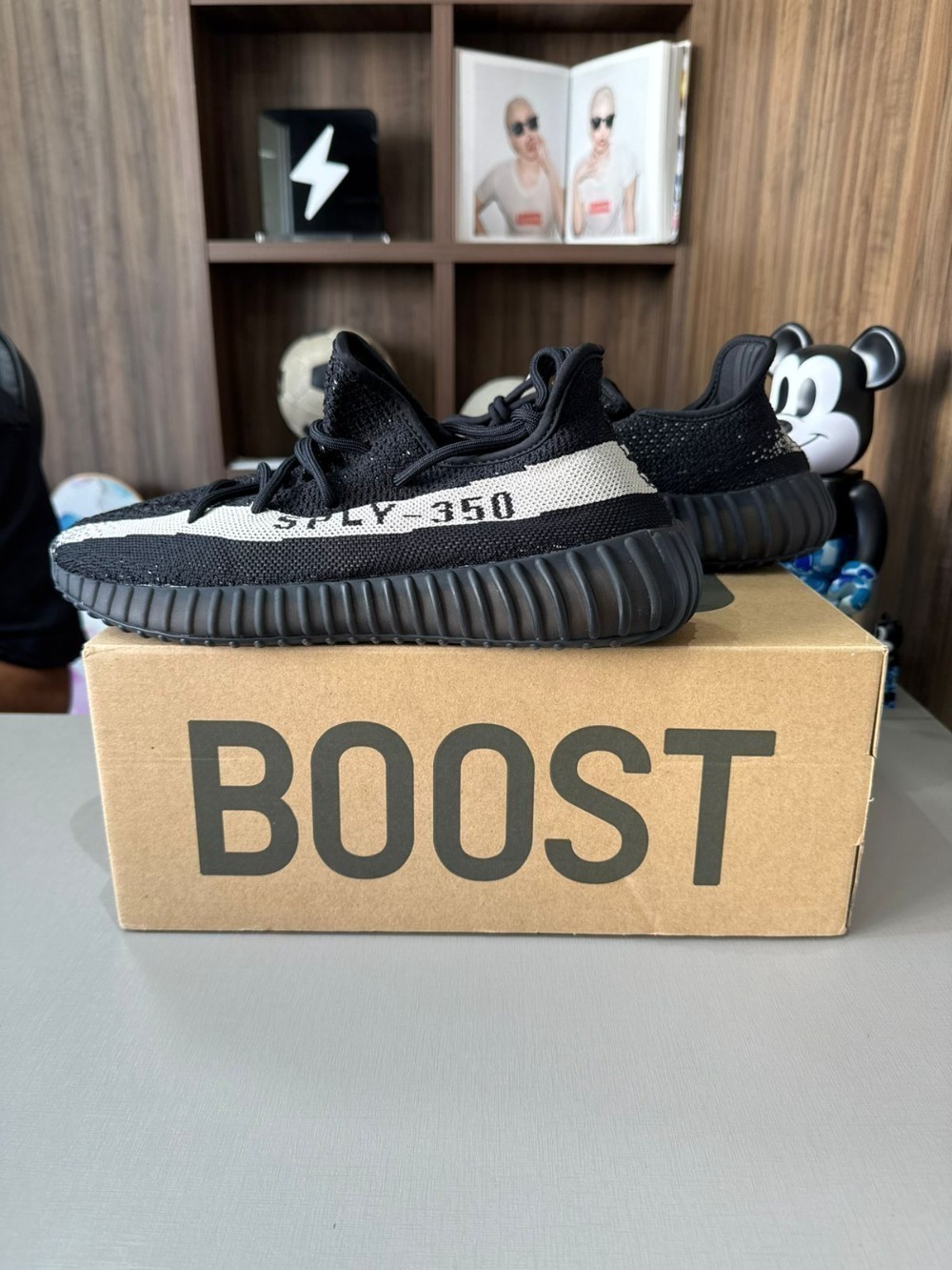 Yeezy Boost 350 V2 Oreo