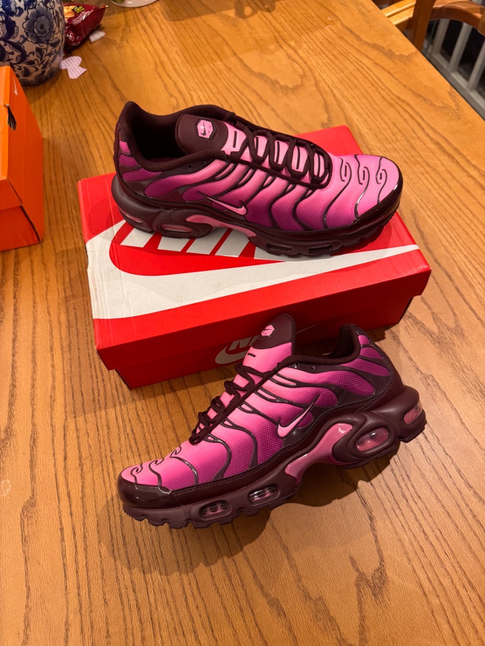 Nike Air Max Plus Pink