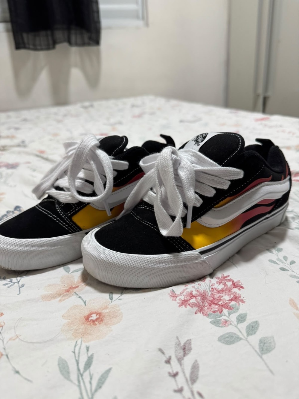 Vans knu skool flame black/red