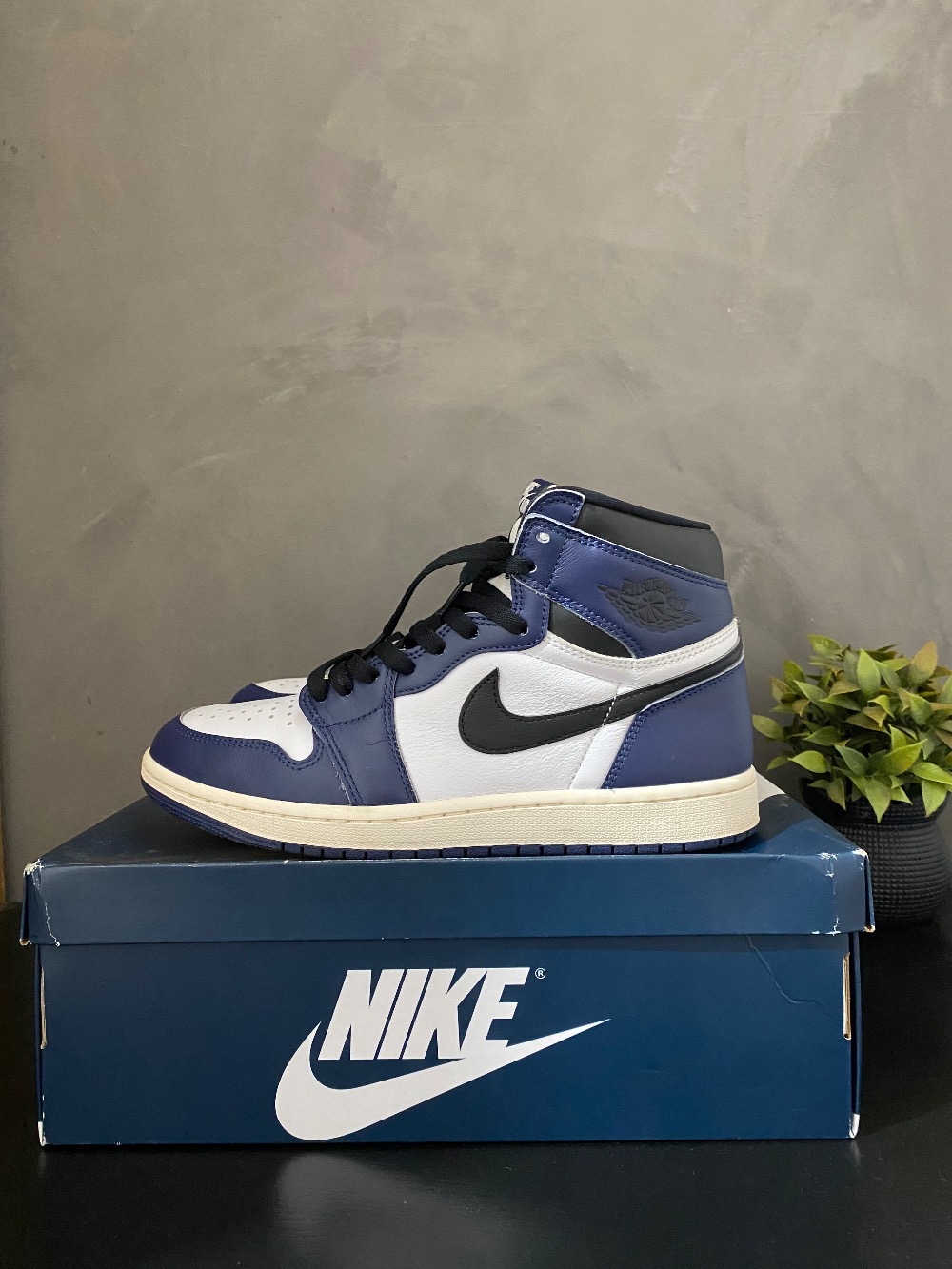 Air Jordan 1 High OG Midnight Navy