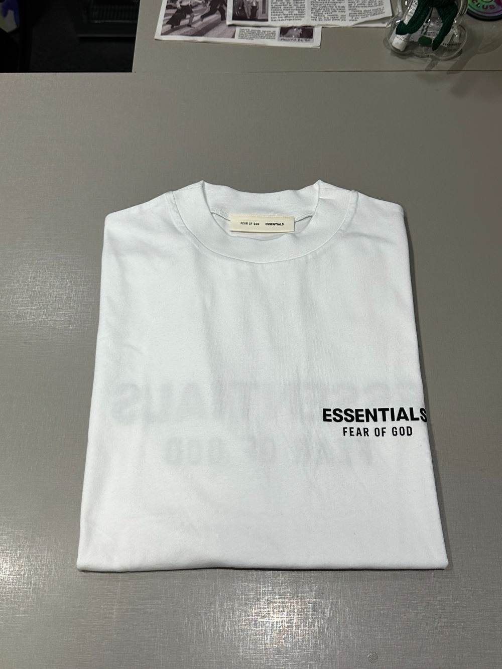Camiseta Fear of God Essentials Classic White