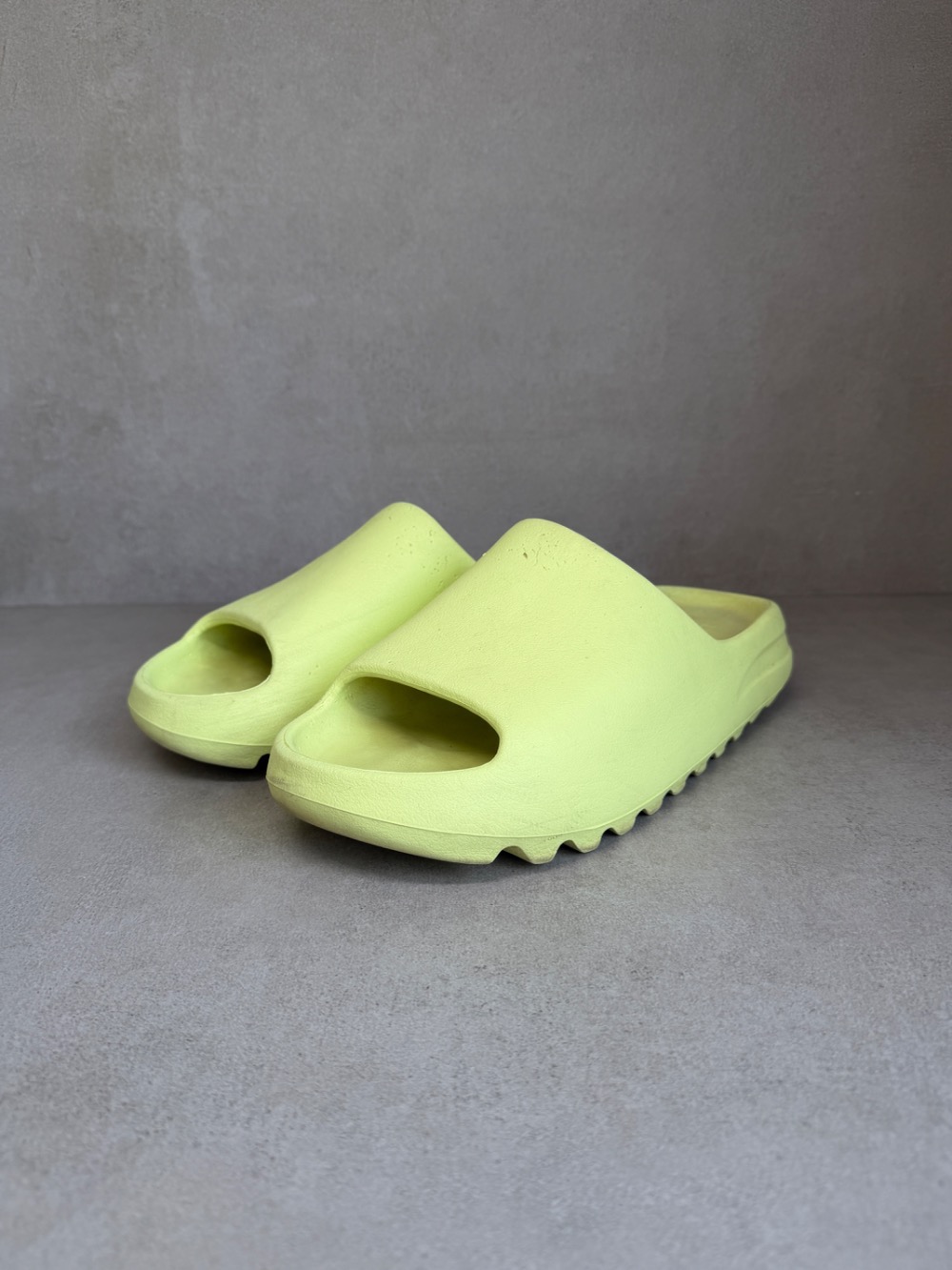 Yeezy Slide Glow Green (2022)