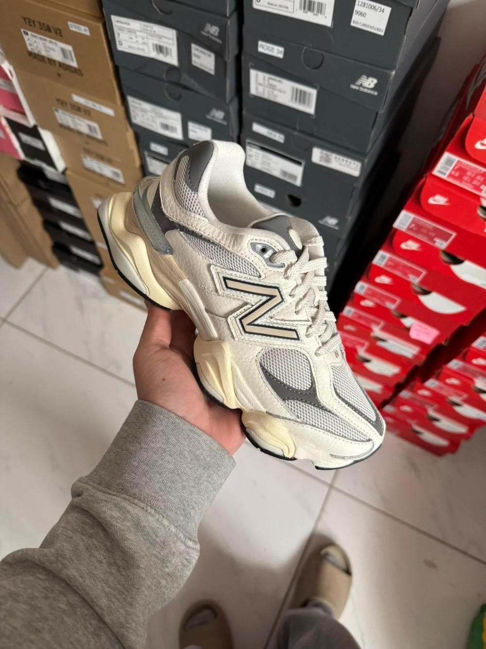 New Balance 9060 Sea Salt Castlerock