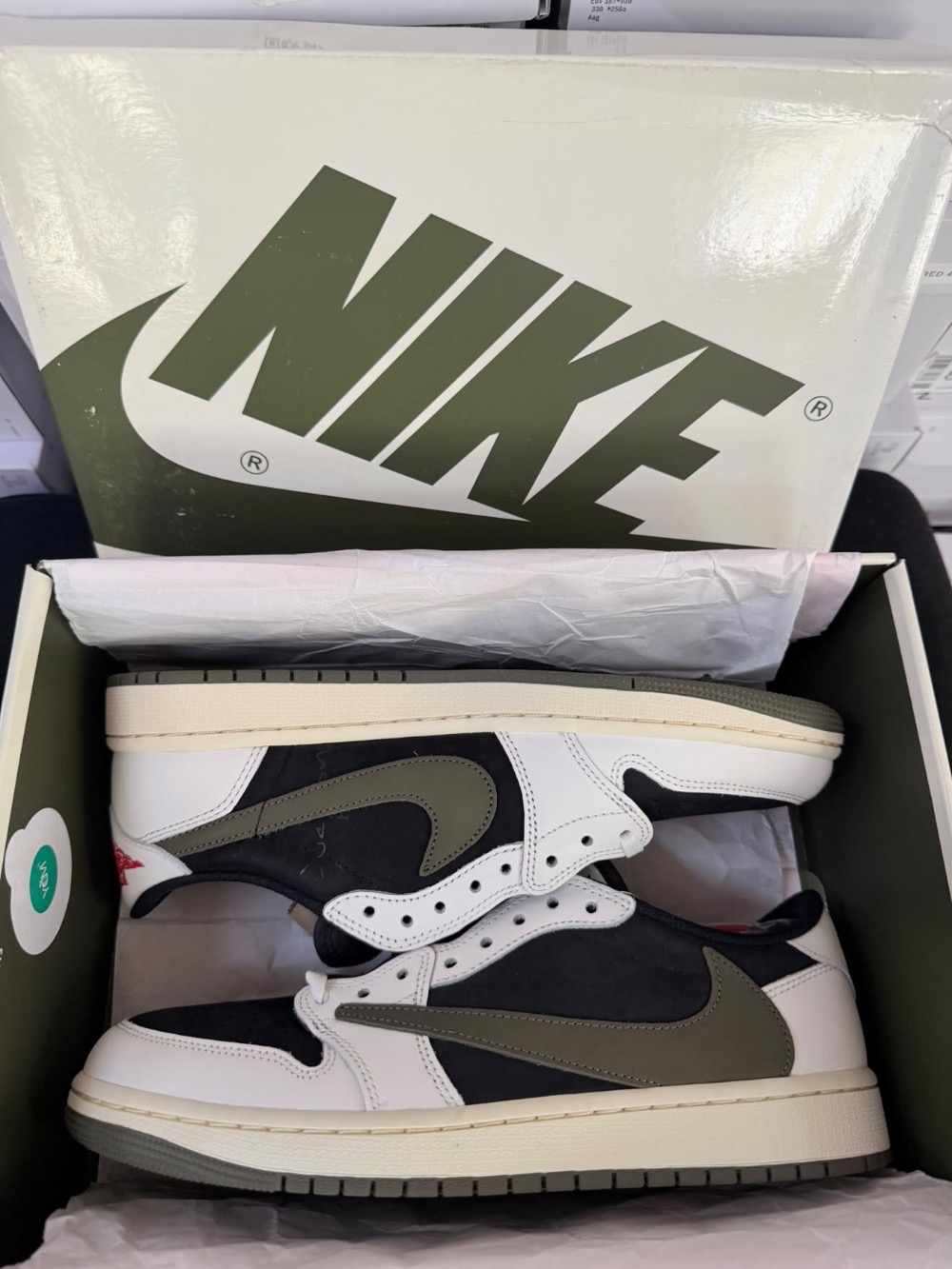 Travis Scott x Air Jordan 1 Low Olive