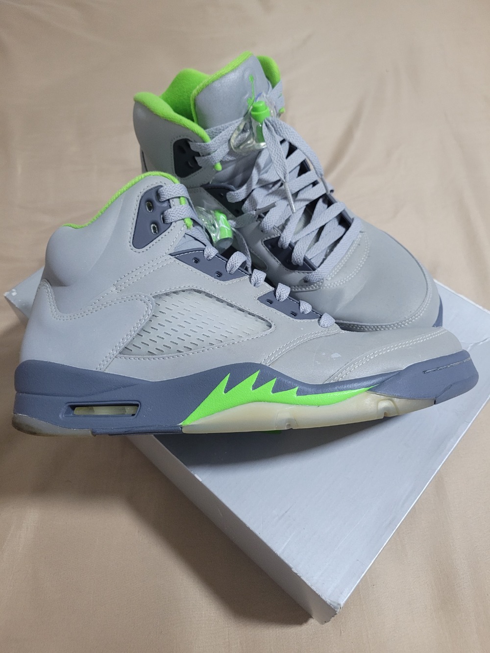 Air Jordan 5 Green Bean