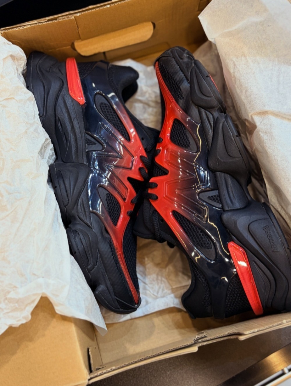 New Balance 9060 Black Red Gradient