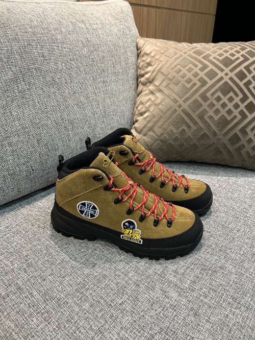 Bota Vale Lives Forever Classic Hikers Suede Brown