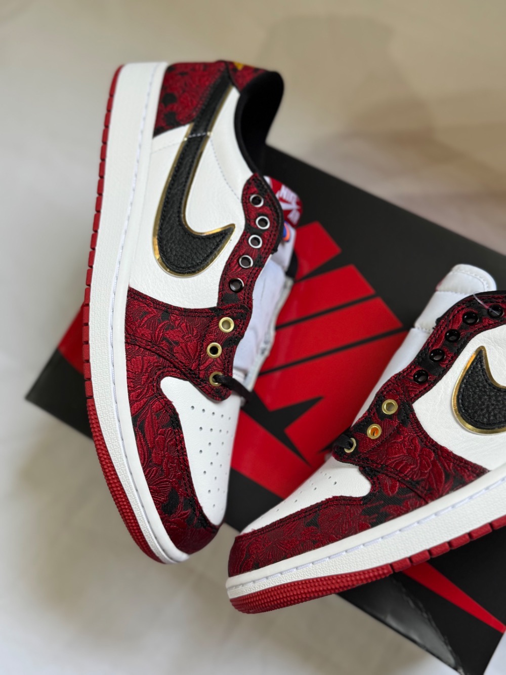 Air Jordan 1 Low Last Dance At The Garden Varsity Red