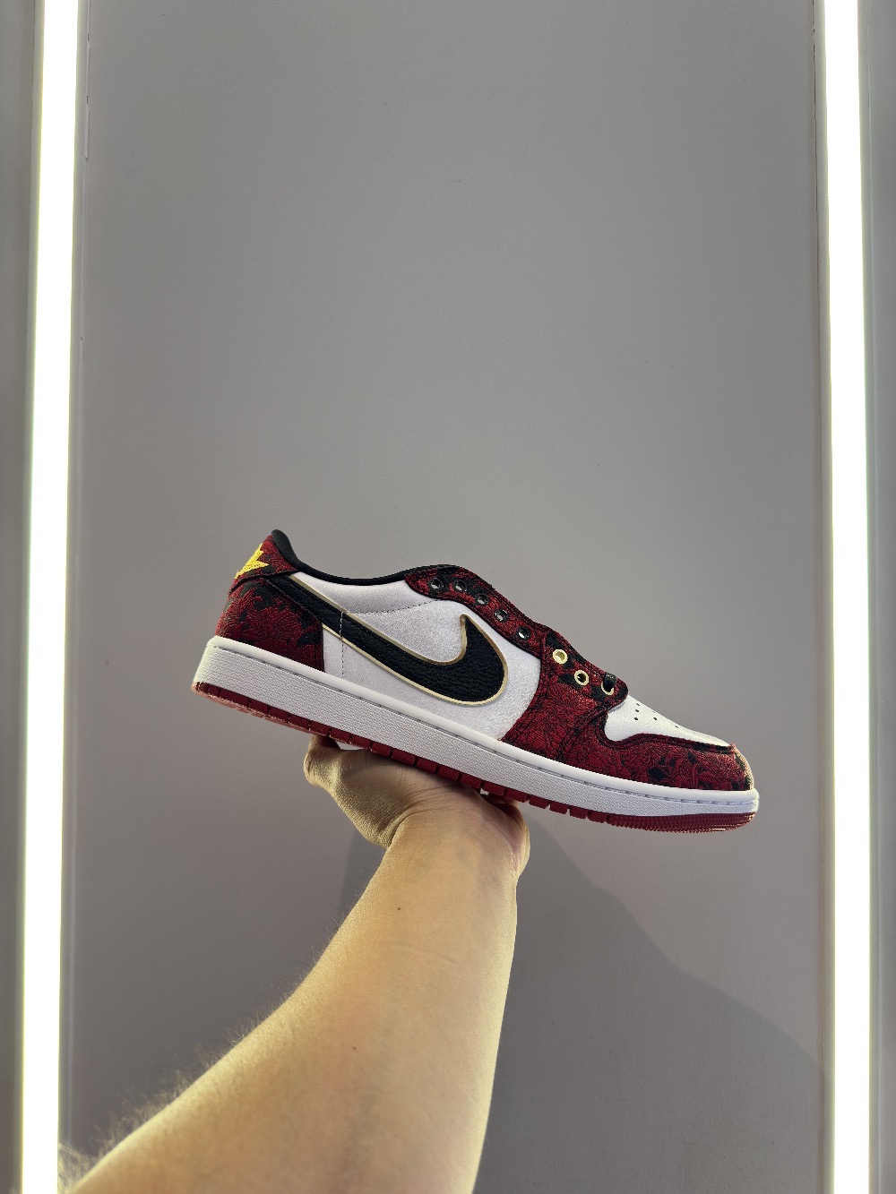 Air Jordan 1 Low Last Dance At The Garden Varsity Red