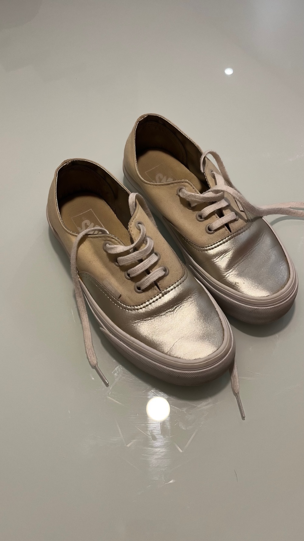Vans Authentic – Bege/Prata Metalizado