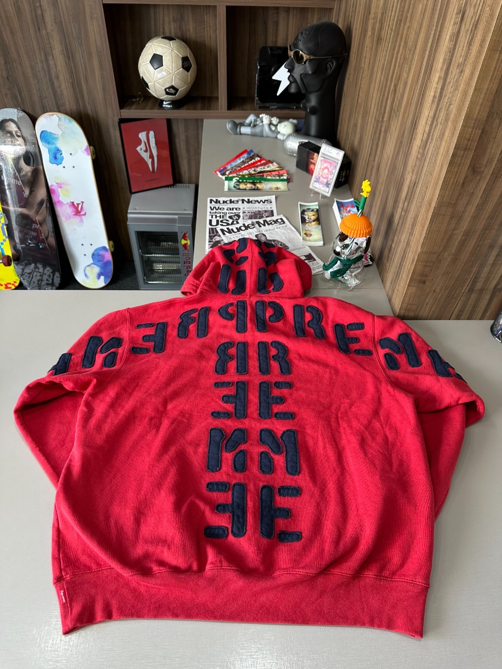 Moletom Supreme Mirrored Appliqué Hoodie Red FW26-W7