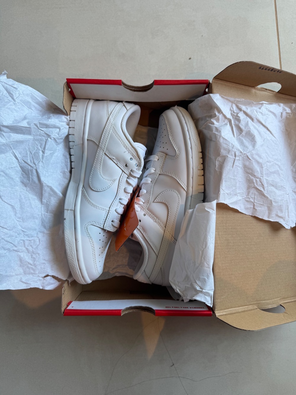 Nike Dunk Low Triple White