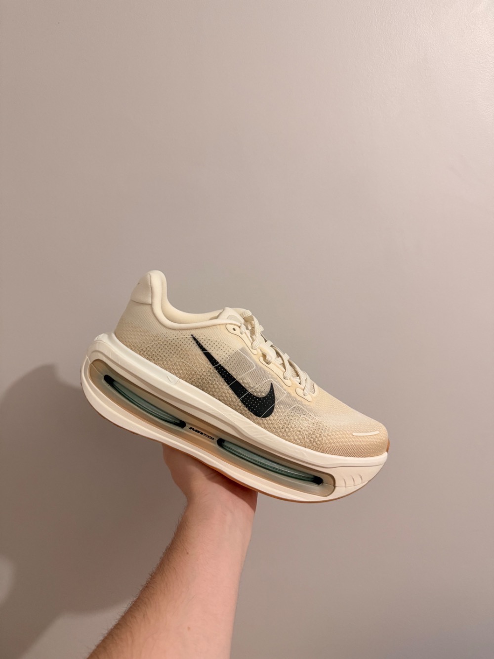 Nike Vomero Premium Pale Ivory Jade Horizon