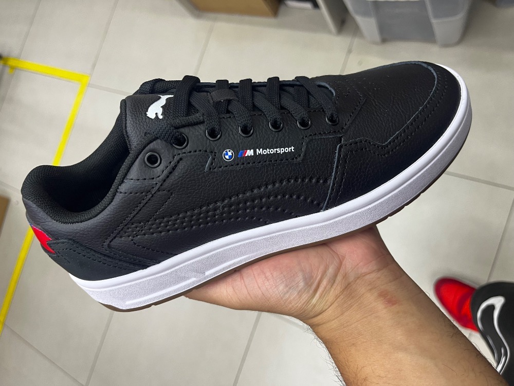 Puma Court BMW