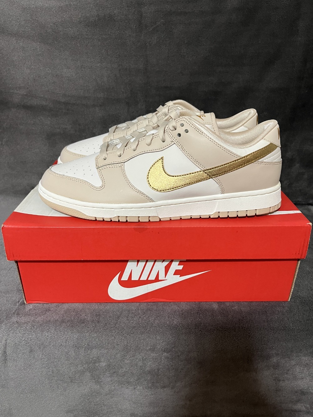 Nike Dunk Low Metallic Gold