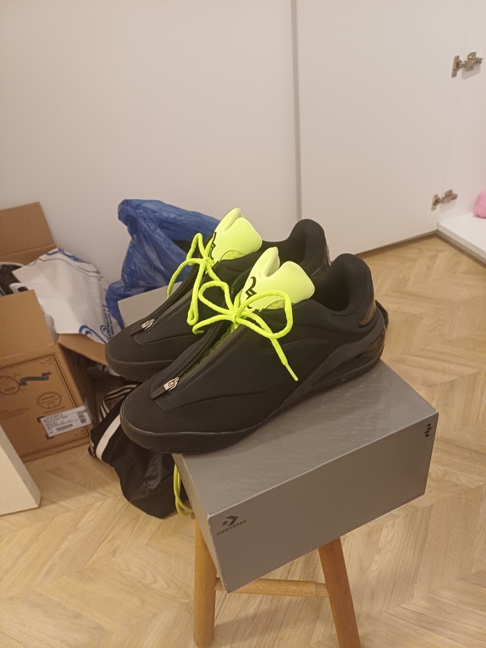 Converse Shai 001 Shroud Shock Black