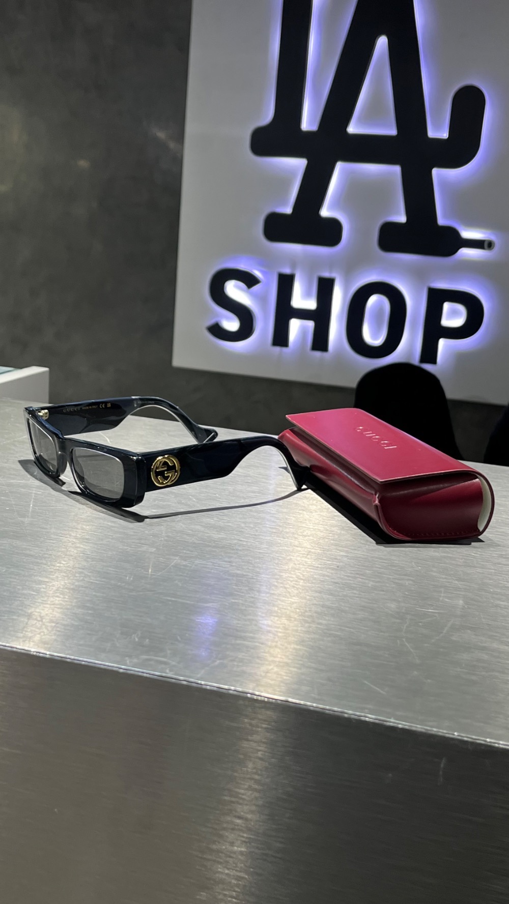 Óculos de sol supreme  Gucci