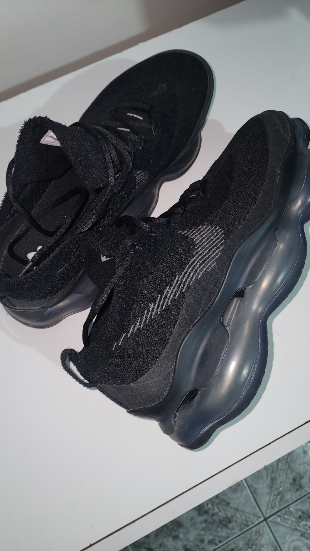 Nike Air Max Scorpion Triple Black — 43, Usado