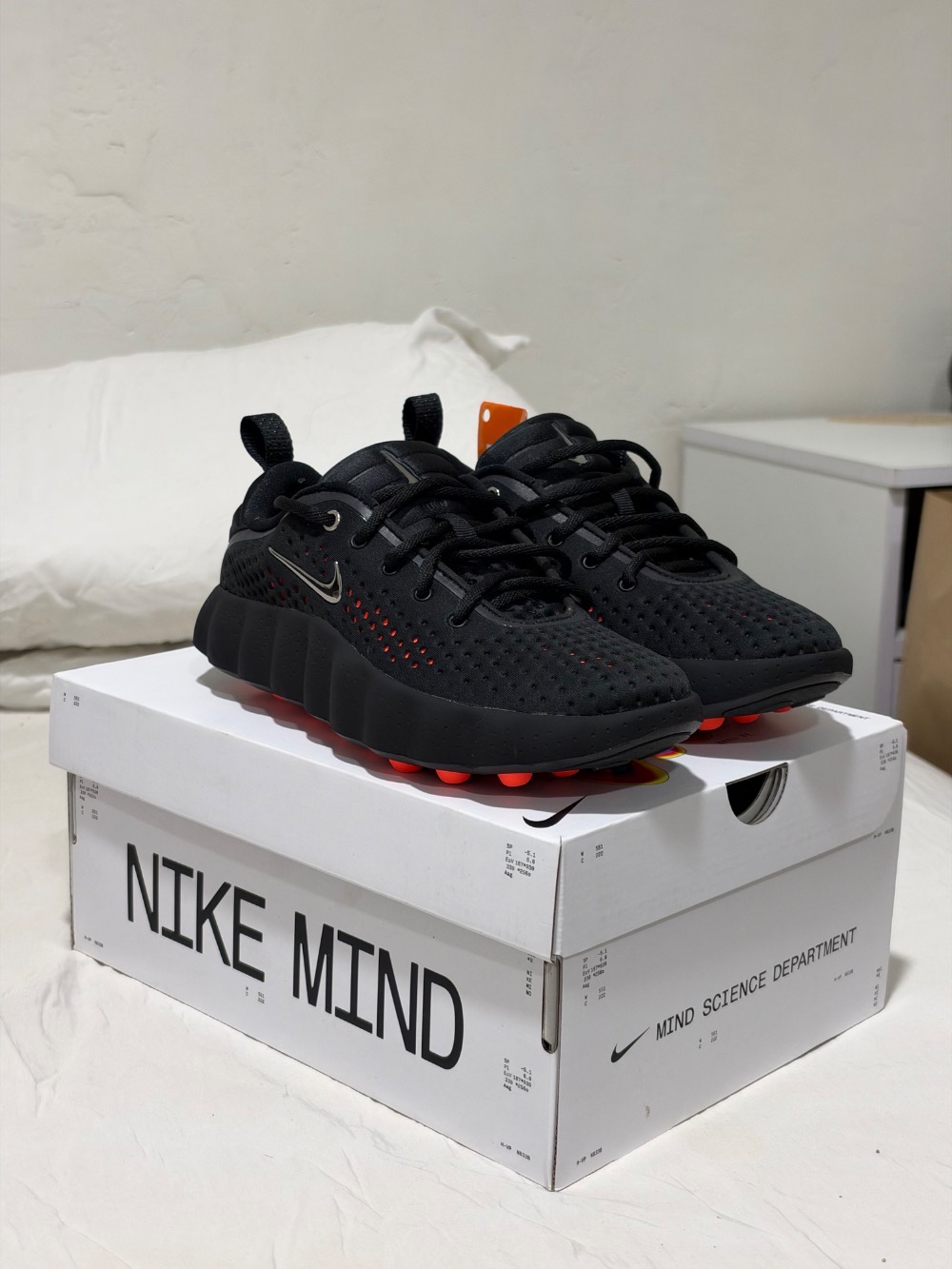 Nike Mind 002 Black Chrome Feminino — 39, Novo